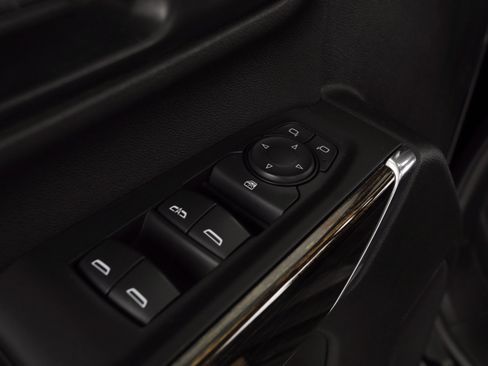 Used 2020 GMC Sierra 2500 SLE w/ SLE Value Package; image 31