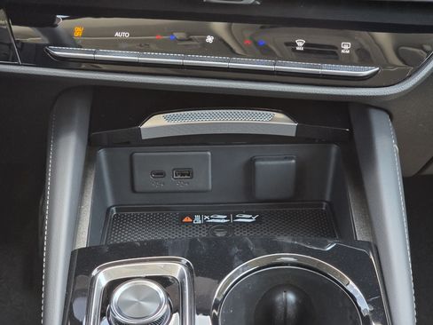 New 2026 Buick Envision Preferred AWD/4WD image 12