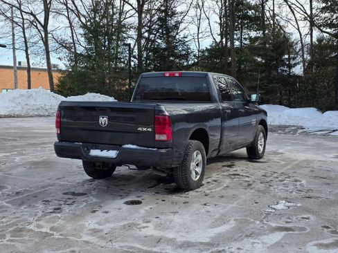 Used 2019 RAM 1500 Express image 2