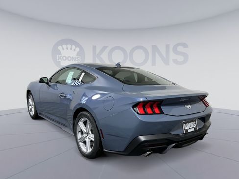 New 2026 Ford Mustang Coupe image 4