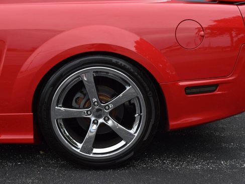 Used 2007 Ford Mustang GT Premium RWD image 16