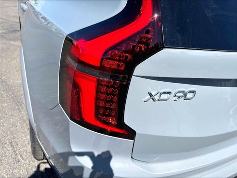 New 2026 Volvo XC90 T8 Ultra AWD/4WD image 25
