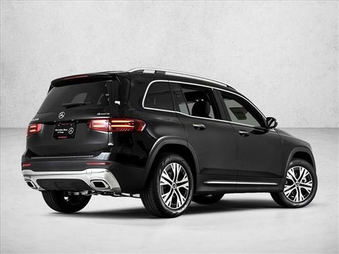 New 2026 Mercedes-Benz GLB 250 4MATIC image 6