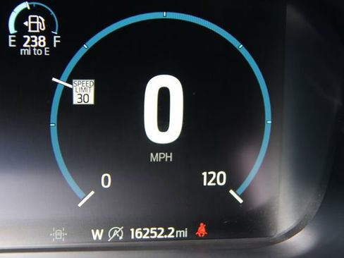 Used 2021 Ford F150 Platinum w/ Equipment Group 701A High image 32