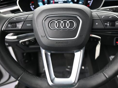 Used 2025 Audi Q3 2.0T Premium image 30