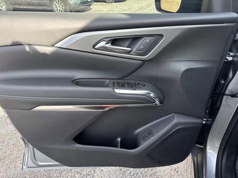 New 2026 Chevrolet Traverse LT image 21