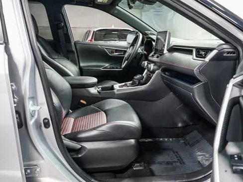 Certified 2022 Toyota RAV4 XSE image 18