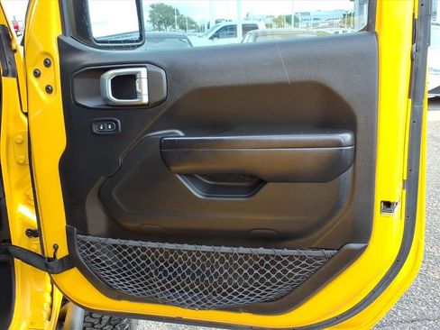 Used 2021 Jeep Wrangler Unlimited Sport image 14