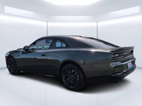 Used 2026 Dodge Charger Scat Pack AWD/4WD image 5