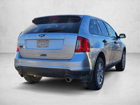 Used 2013 Ford Edge SE image 4