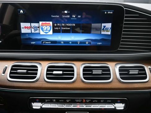 Used 2026 Mercedes-Benz GLS 450 4MATIC image 11