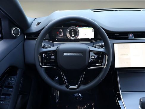 New 2026 Land Rover Range Rover Evoque S AWD/4WD image 15