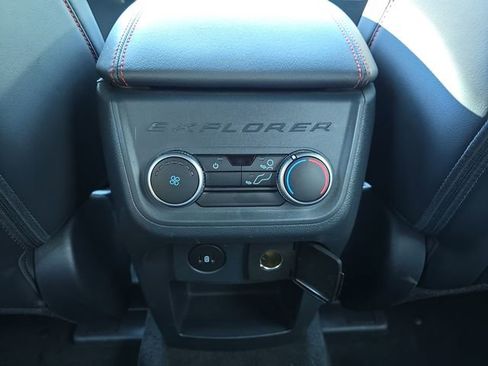 Certified 2025 Ford Explorer ST-Line w/ ST-Line Street Pack AWD/4WD image 18
