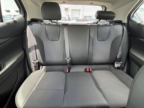 Used 2025 Buick Encore GX Preferred FWD image 37