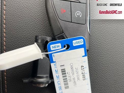 New 2026 GMC Canyon AT4 image 37