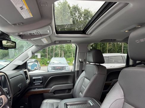 Used 2018 GMC Sierra 1500 Denali w/ Denali Ultimate Package AWD/4WD image 11