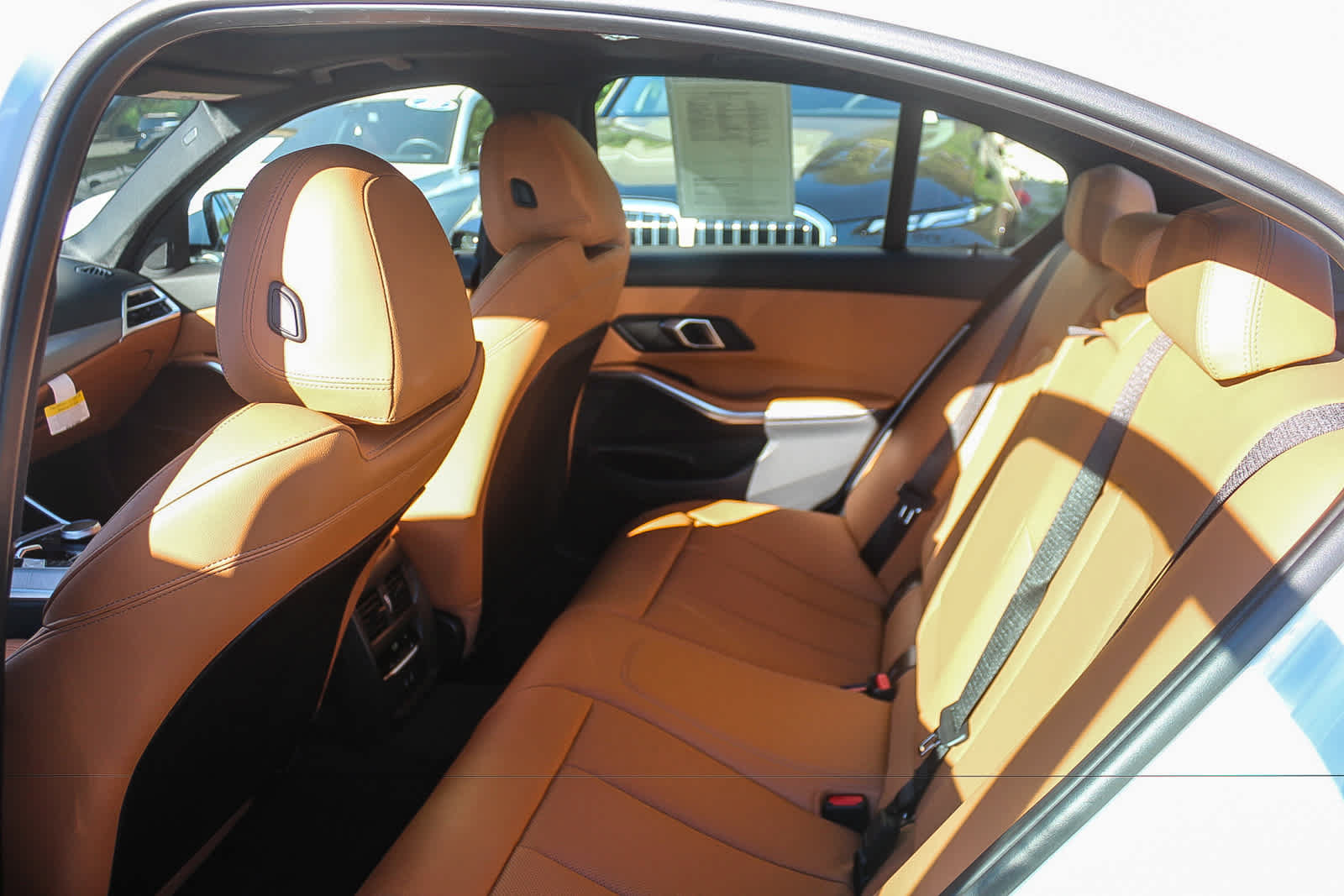 Used 2026 BMW 330i Sedan w/ M Sport Package RWD image 19