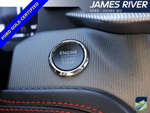 Certified 2025 Ford Explorer ST-Line w/ ST-Line Street Pack image 33