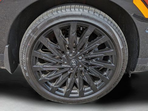 Certified 2025 Hyundai Santa Fe Calligraphy image 11