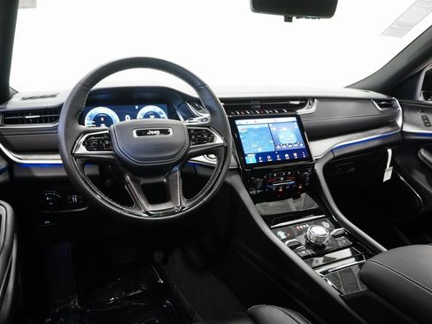 New 2025 Jeep Grand Cherokee L Overland w/ Advanced Protech Group III image 20