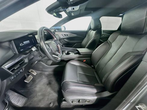 Used 2024 Acura ZDX A-Spec AWD/4WD image 13
