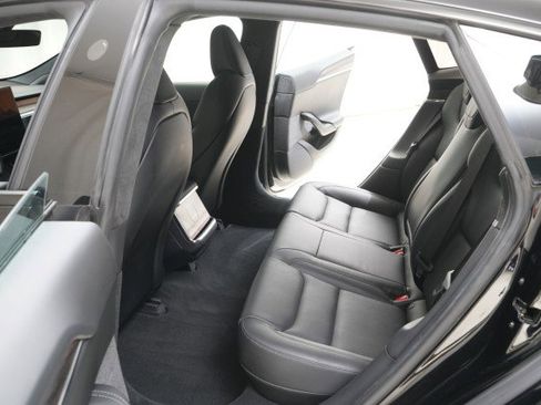 Used 2023 Tesla Model S image 44