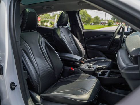 Used 2022 Ford Mustang Mach-E Premium RWD image 28