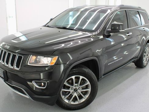 Used 2014 Jeep Grand Cherokee Limited AWD/4WD image 2