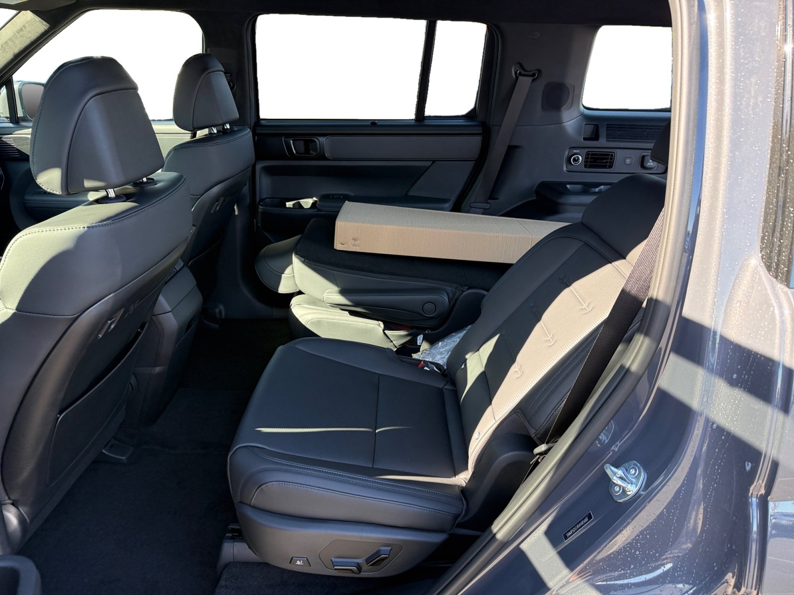 New 2027 Hyundai Santa Fe Calligraphy AWD/4WD image 16