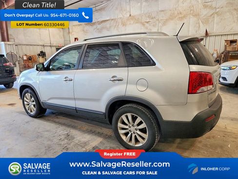 Used 2011 Kia Sorento EX AWD/4WD image 3