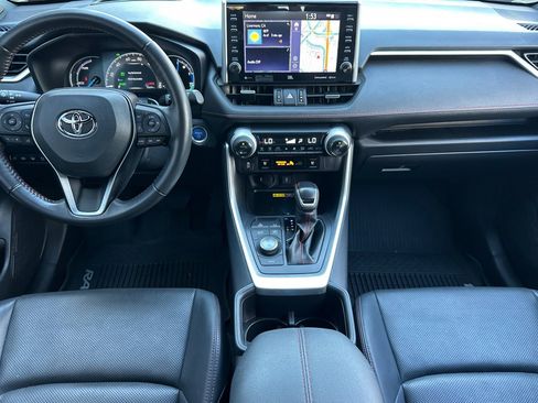 Used 2022 Toyota RAV4 XSE w/ Premium Package image 17