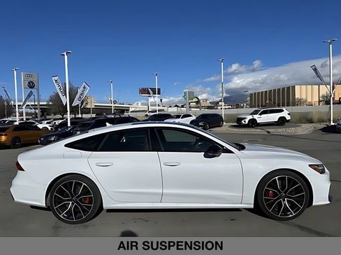 Used 2023 Audi S7 Premium Plus w/ Premium Plus Package AWD/4WD image 2