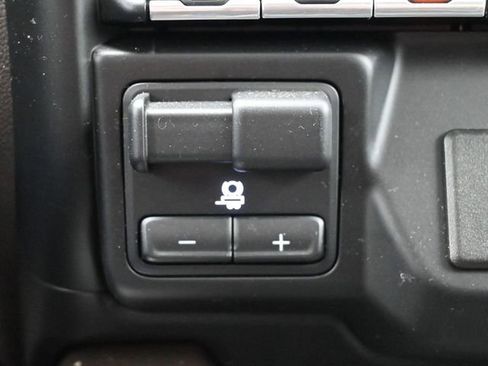 Used 2020 GMC Sierra 3500 Denali w/ Denali Ultimate Package image 34