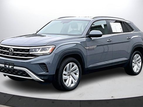 Used 2022 Volkswagen Atlas Cross Sport SE image 4