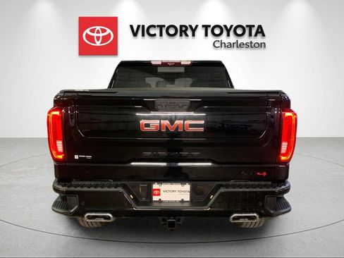 Used 2023 GMC Sierra 1500 AT4 w/ Technology Package image 4