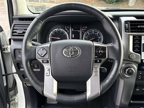 Used 2023 Toyota 4Runner Limited image 19