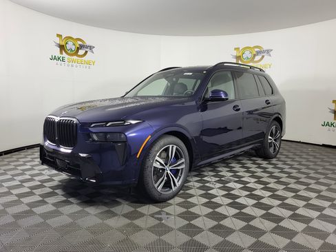 New 2026 BMW X7 xDrive40i w/ M Sport Package image 3