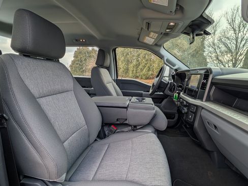 Used 2025 Ford F250 XL w/ STX Appearance Package image 12