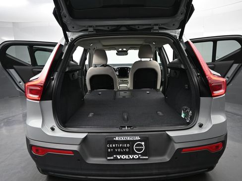 Certified 2026 Volvo XC40 B5 Plus w/ Protection Package Premier AWD/4WD image 19