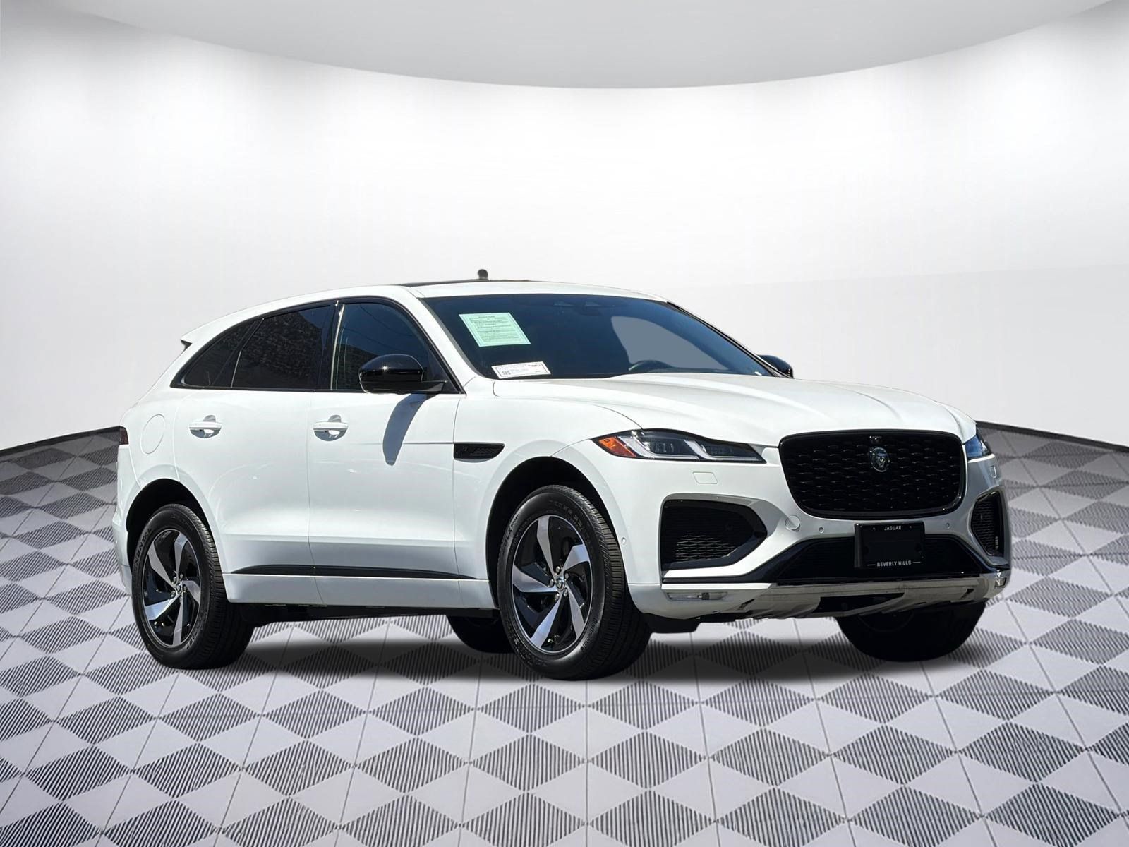 Used 2026 Jaguar F-PACE R-Dynamic S AWD/4WD image 7
