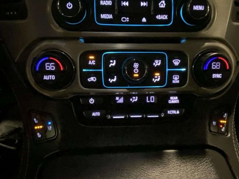 Used 2020 GMC Yukon XL Denali w/ Denali Ultimate Package AWD/4WD image 41