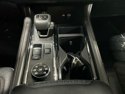 Used 2024 Nissan Pathfinder Rock Creek image 13