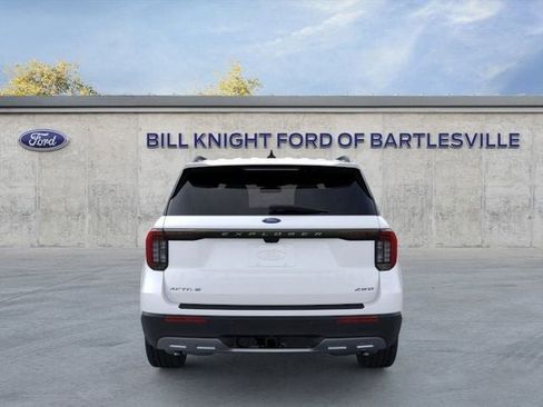 New 2026 Ford Explorer Active w/ Active Comfort Package image 6