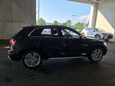 Used 2019 Audi Q5 2.0T Premium Plus w/ Premium Plus Package AWD/4WD image 6