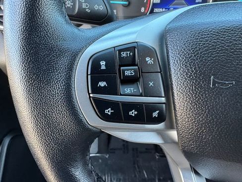 Used 2023 Ford Explorer XLT w/ Equipment Group 202A image 23