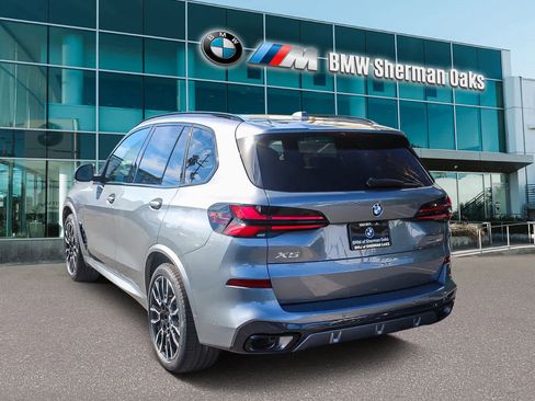 New 2026 BMW X5 sDrive40i w/ M Sport Package image 6