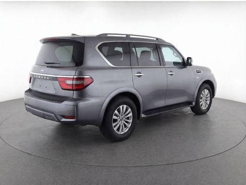 Used 2023 Nissan Armada SV image 9