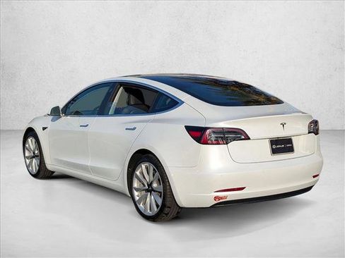 Used 2018 Tesla Model 3 Long Range image 8