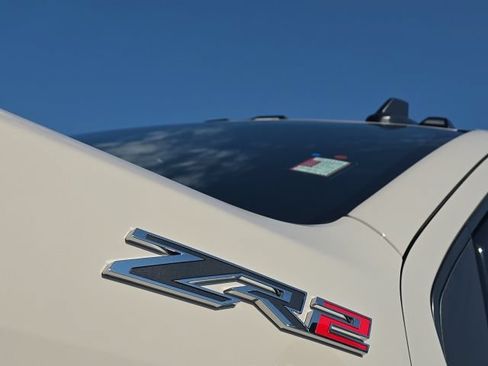 Used 2026 Chevrolet Silverado 2500 ZR2 w/ LPO, Dark Essentials Package AWD/4WD image 10