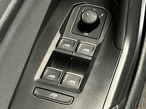 New 2026 Volkswagen Jetta SE image 18